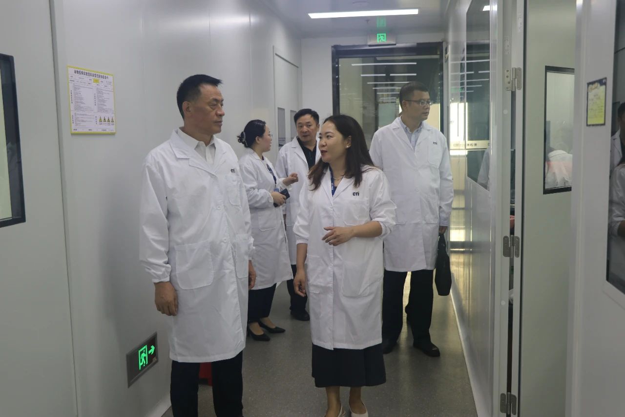 鄭州市政協(xié)副主席翟政一行蒞臨CTI華測(cè)檢測(cè)河南公司調(diào)研指導(dǎo)